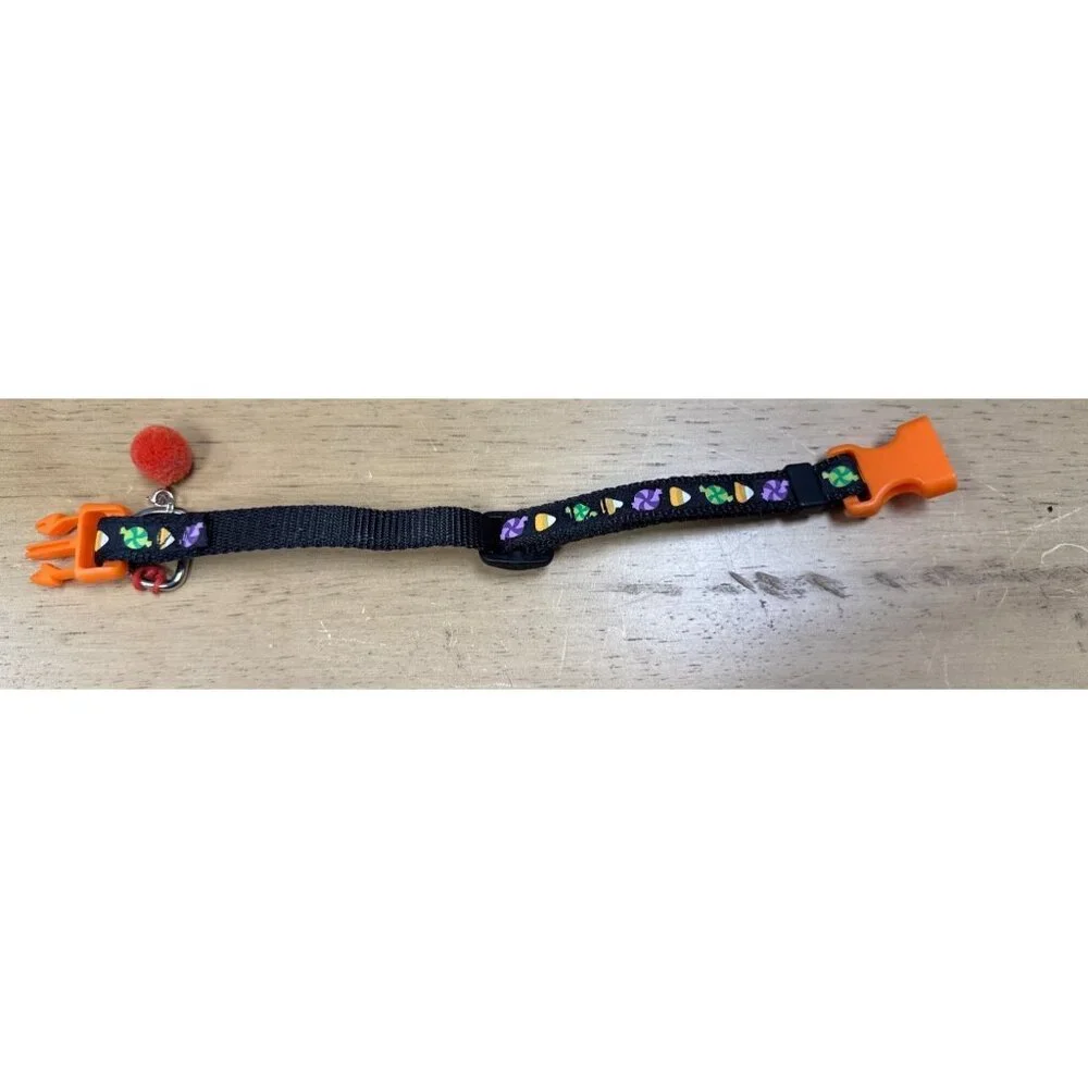 Adjustable Halloween-Themed Cat Collar With Candy Pattern Orange Buckle & Bell C